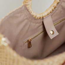 Load image into Gallery viewer, Marigold (Pale pink)