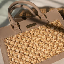 Load image into Gallery viewer, Thara nude Microfibre leather midi tote